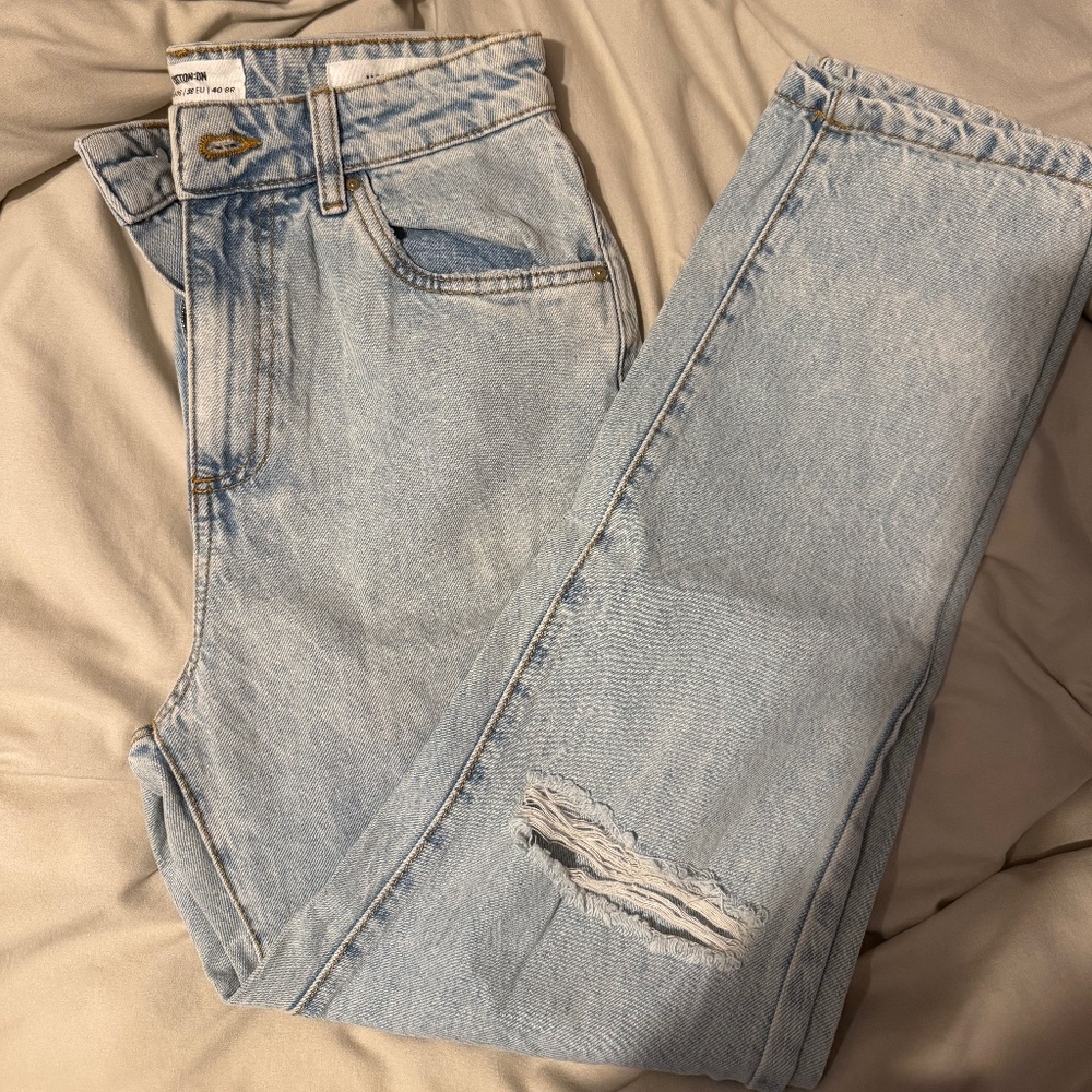 Cotton on - mom jeans